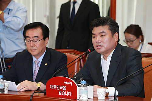 제목 노출 영역입니다 이미지