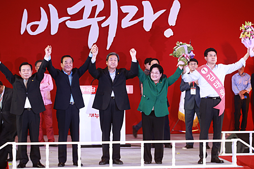 제목 노출 영역입니다 이미지