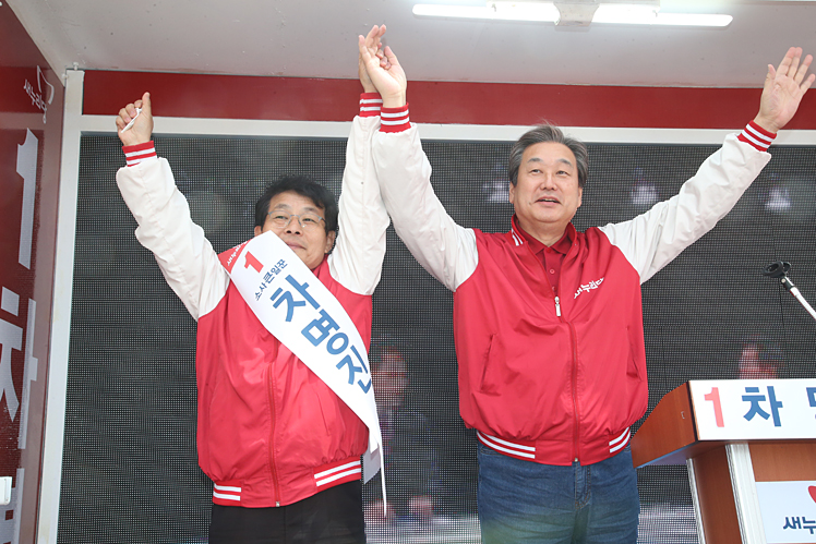 제목 노출 영역입니다 이미지
