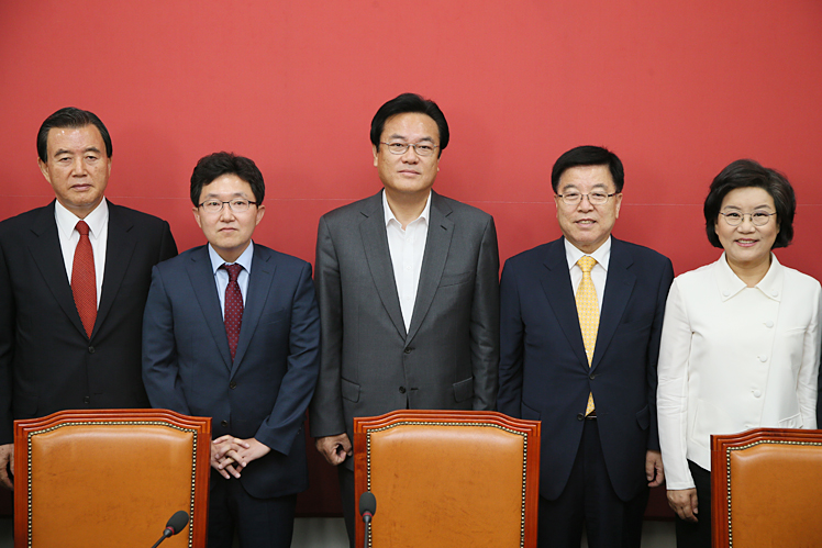 제목 노출 영역입니다 이미지