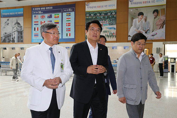제목 노출 영역입니다 이미지