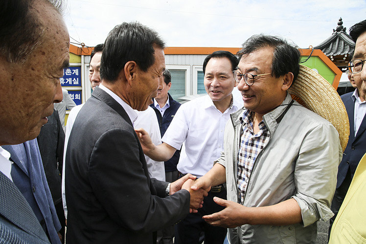 제목 노출 영역입니다 이미지