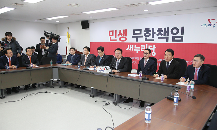 제목 노출 영역입니다 이미지