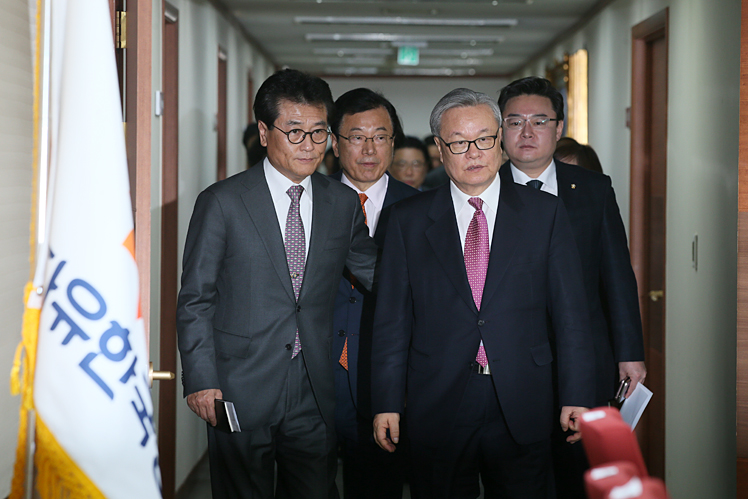 제목 노출 영역입니다 이미지