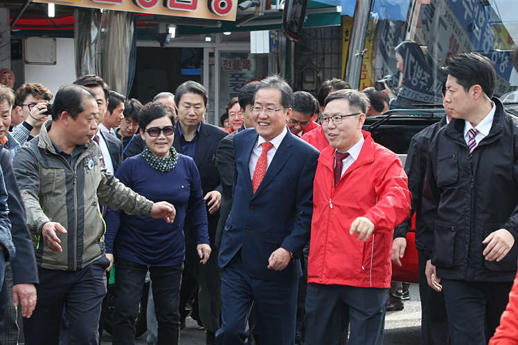 제목 노출 영역입니다 이미지