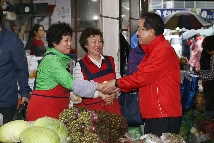 제목 노출 영역입니다 이미지