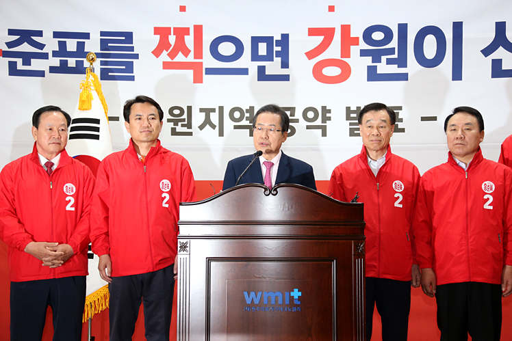 제목 노출 영역입니다 이미지