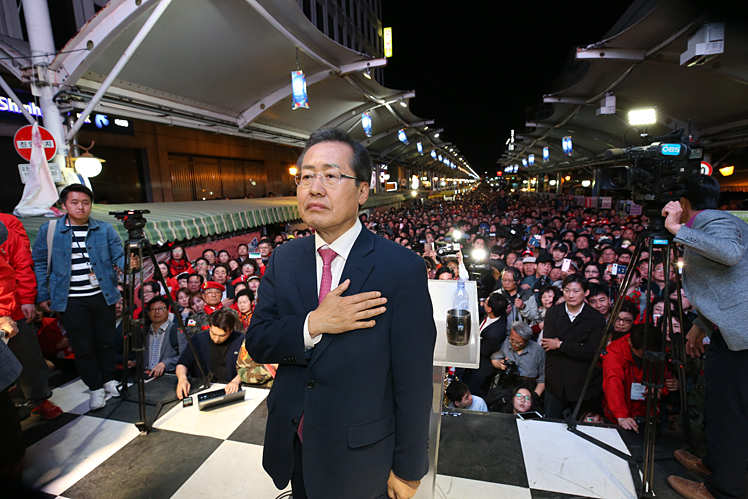 제목 노출 영역입니다 이미지
