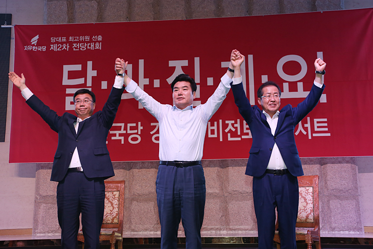 제목 노출 영역입니다 이미지