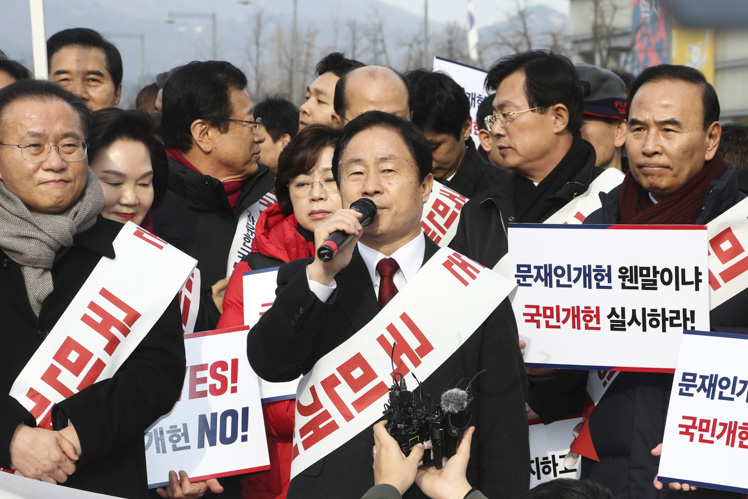 제목 노출 영역입니다 이미지