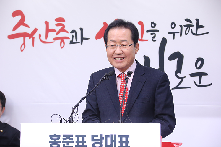 제목 노출 영역입니다 이미지