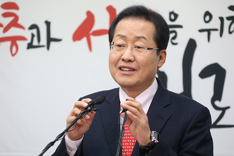 제목 노출 영역입니다 이미지