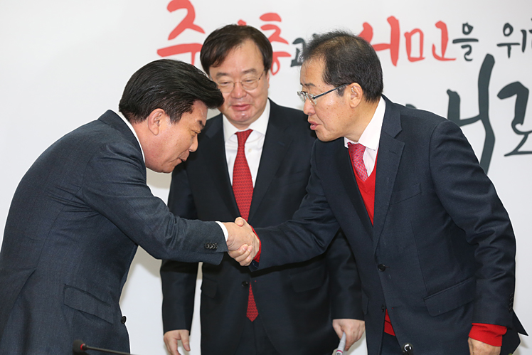 제목 노출 영역입니다 이미지