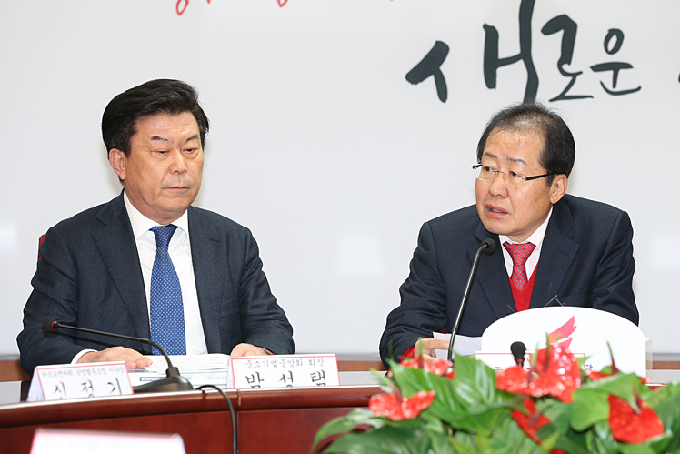 제목 노출 영역입니다 이미지