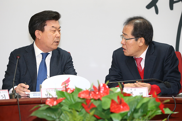 제목 노출 영역입니다 이미지