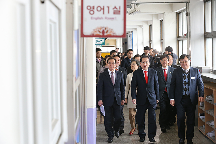 제목 노출 영역입니다 이미지