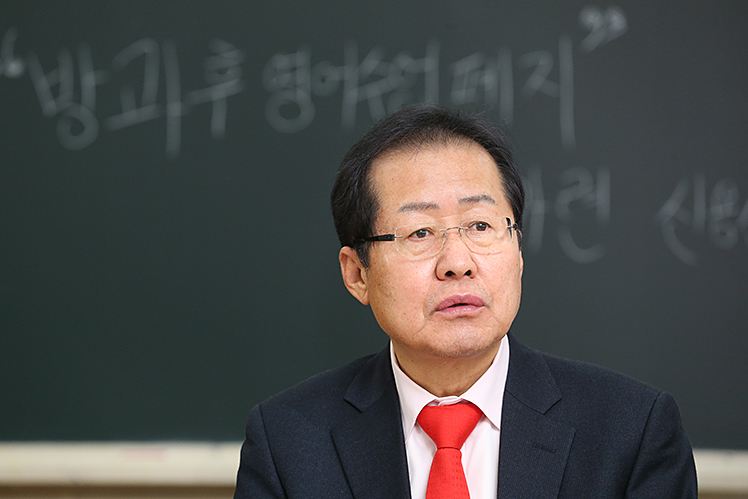 제목 노출 영역입니다 이미지
