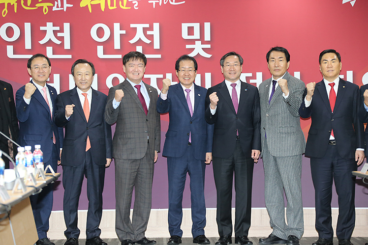 제목 노출 영역입니다 이미지