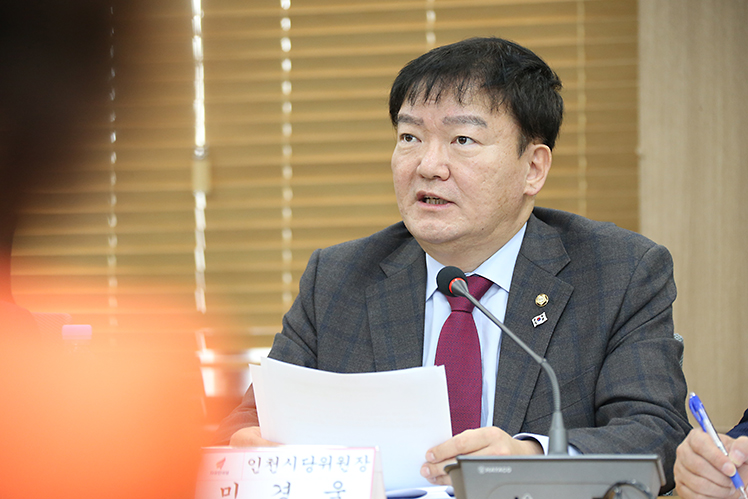 제목 노출 영역입니다 이미지