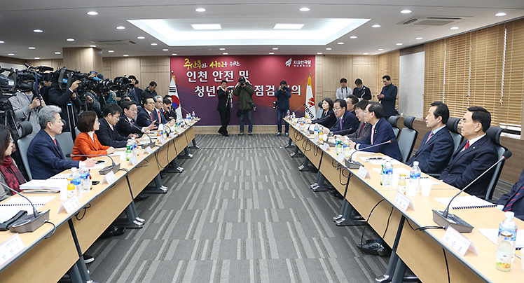 제목 노출 영역입니다 이미지