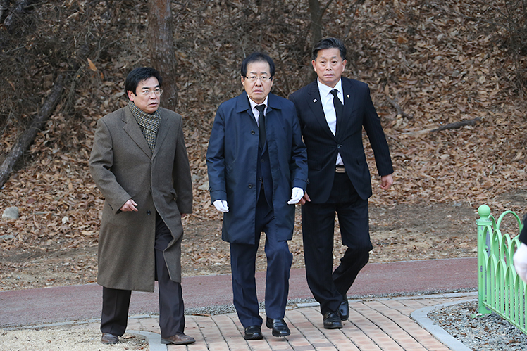 제목 노출 영역입니다 이미지