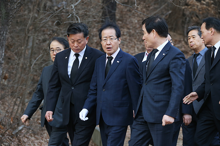 제목 노출 영역입니다 이미지