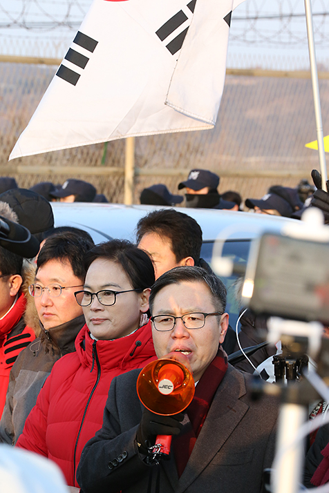 제목 노출 영역입니다 이미지