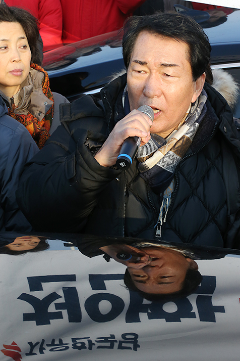 제목 노출 영역입니다 이미지