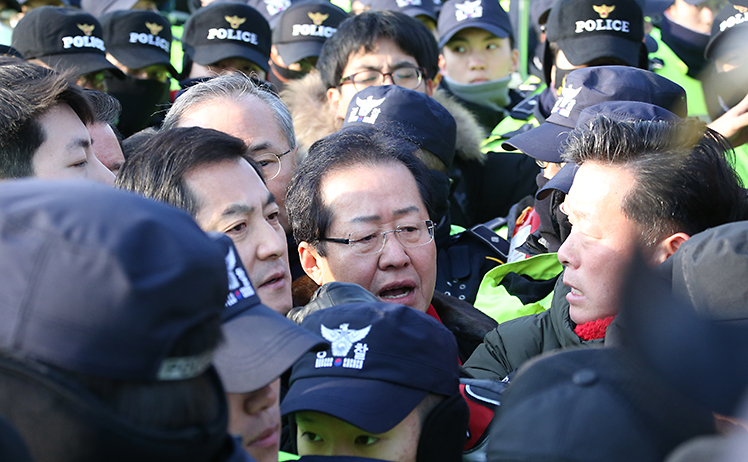 제목 노출 영역입니다 이미지