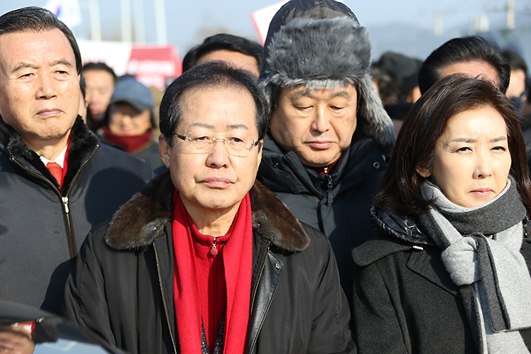 제목 노출 영역입니다 이미지