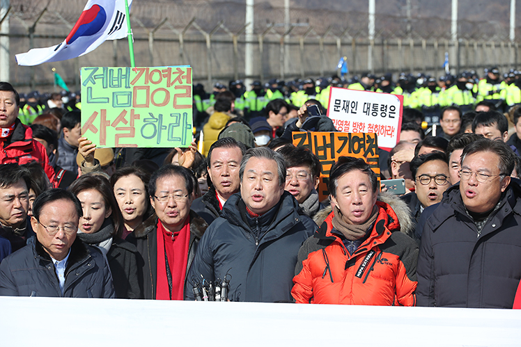 제목 노출 영역입니다 이미지
