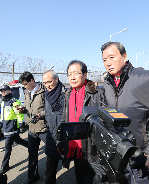 제목 노출 영역입니다 이미지