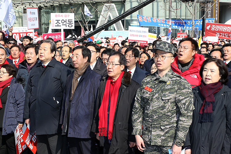 제목 노출 영역입니다 이미지