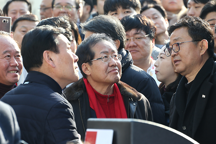 제목 노출 영역입니다 이미지