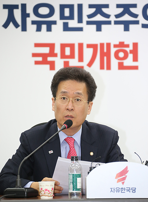 제목 노출 영역입니다 이미지