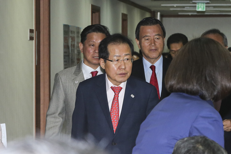 제목 노출 영역입니다 이미지
