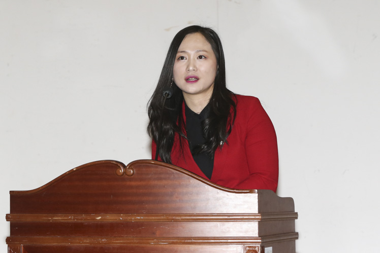 제목 노출 영역입니다 이미지