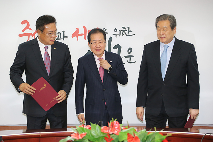 제목 노출 영역입니다 이미지