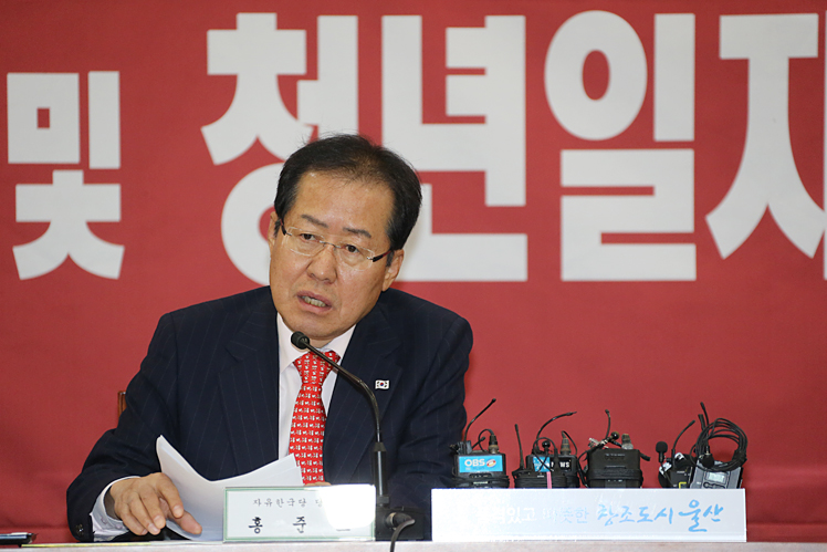 제목 노출 영역입니다 이미지