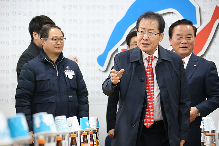 제목 노출 영역입니다 이미지