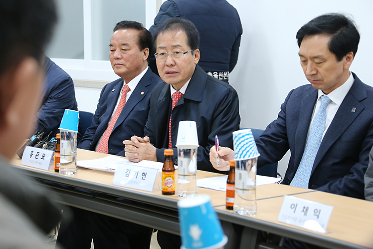 제목 노출 영역입니다 이미지