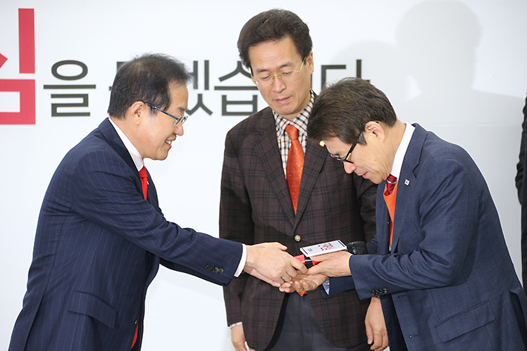 제목 노출 영역입니다 이미지