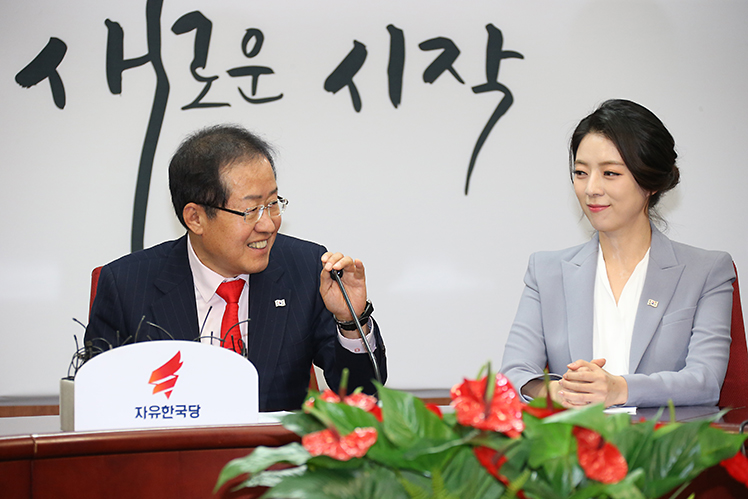 제목 노출 영역입니다 이미지