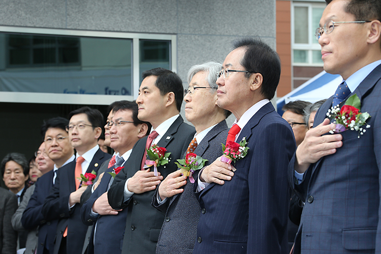 제목 노출 영역입니다 이미지