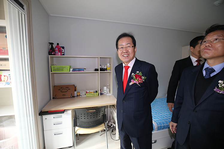 제목 노출 영역입니다 이미지