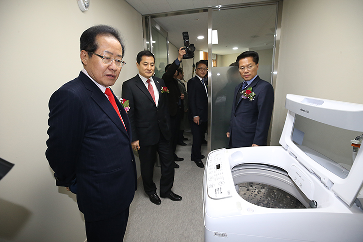제목 노출 영역입니다 이미지