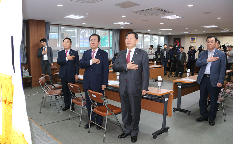 제목 노출 영역입니다 이미지