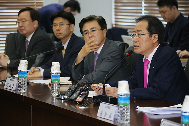 제목 노출 영역입니다 이미지