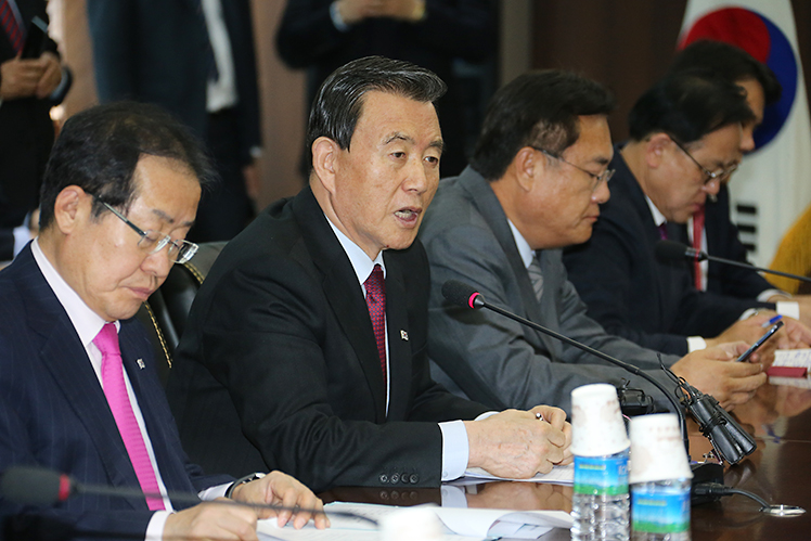 제목 노출 영역입니다 이미지
