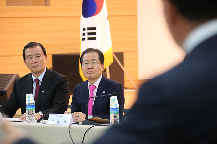제목 노출 영역입니다 이미지